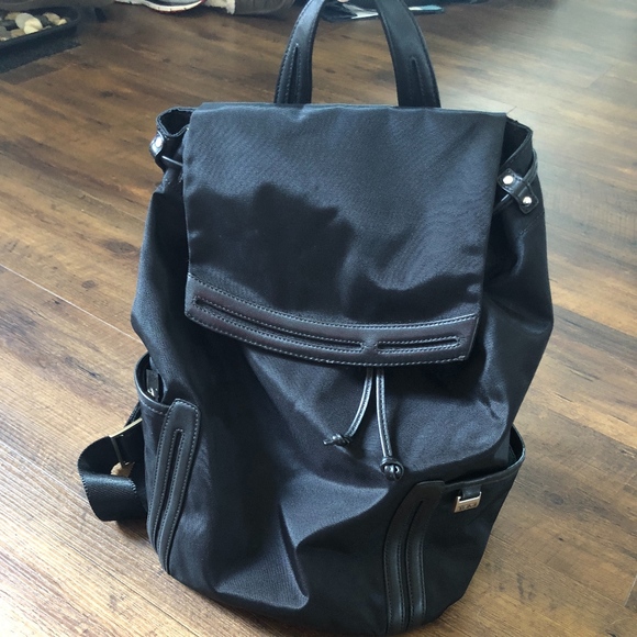 tumi drawstring backpack